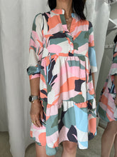 Load image into Gallery viewer, Button Down Print Dress
