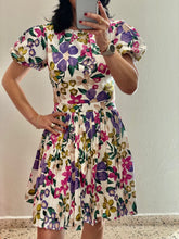 Load image into Gallery viewer, Floral Mini Dress
